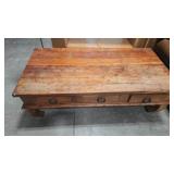 OVERSIZE WOOD COCKTAIL TABLE