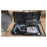 QUIK DRIVE PRO CCS W/ MAKITA DRILL AND SCREWS