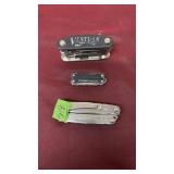 GROUP OF 2 LEATHERMAN & VENTURE MULTI TOOLS