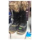 SOREL LADIES PACK BOOTS SIZE 10