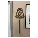 RUG BEATER