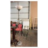 FLOOR LAMP