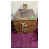 OAK CASED GRIFFIN SHINEMASTER SHOE SHINE KIT
