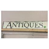 'ANTIQUES' SIGN