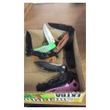 BX OF 8 KNIVES