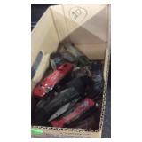 BX OF 18 KNIVES