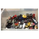 TRAY OF MATCHBOX & HOT WHEELS CARS