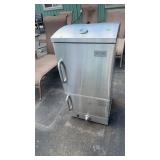 GRAND CAFE PROPANE SMOKER