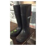LACROSSE RUBBER BOOTS SIZE 7