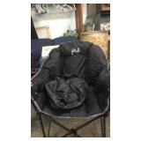 FOLDING CAMP CHAIR