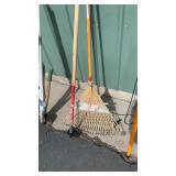 HOE & RAKE
