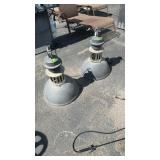 2 HANGING EXTERIOR LIGHTS