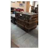 ANTIQUE TRUNK