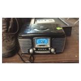 CROSLEY CD AM/FM RADIO
