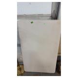 LIFETIME 4 FT TABLE