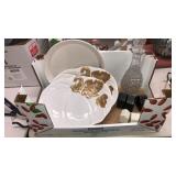 SALT & PEPPER SHAKERS, DECORATIVE PLATTERS &