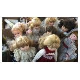BX OF 8 DOLLS