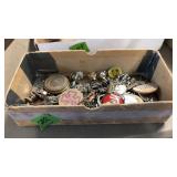 BX W/ CHAINS, MEDALLIONS, KEY CHAINS, CUFF LINKS