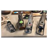 GROUP OF 4 WOOD PLANES