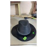 WILONS' LEATHER HAT SIZE LRG