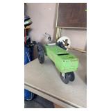 MELNOR GREEN TRACTOR SPRINKLER