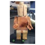 WOODEN ROBOT