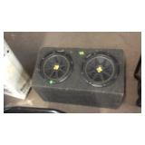 SET OF KICKER SPEAKERS