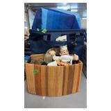 2 CHEF FIGRUINES, MIXER ATTACHMENT & BAG OF BAGS