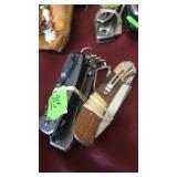 4 LOCKING BLADE KNIVES