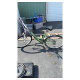 MONGOOSE FRONT SUSENSION LADIES BIKE
