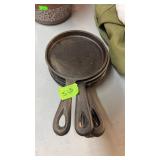 6 MINIATURE CAST IRON SKILLETS