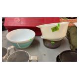 2 PYREX BOWLS & A VINTAGE CHARM BOWL