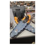 TUBBS 36' SNOWSHOES