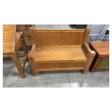 ENTRY BENCH W/ STORAGE