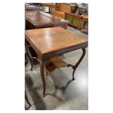 TIGER OAK ENTRY TABLE