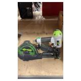 STINGER ROOFING PNEUMATIC NAILER