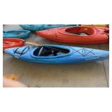 PELICAN PURSUIT 100 SE KAYAK W/ PADDLE AND CARRIER