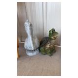2 YARD DECOR SCULPTURES