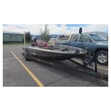 20' SKEETER BASS BOAT W/ EVINRUDE 175 HP MOTOR