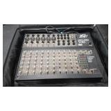 PEAVEY 500 UNITY SERIES MIXING BOARD & SOFT CASE