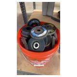 LARGE GROUP OF 4.5' FLAP SANDING DISCS