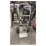 METAL 2-WHEEL HAND TRUCK