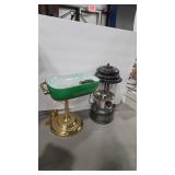 COLEMAN PROPANE LANTERN AND DESK LAMP