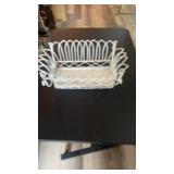 WIRE BASKET