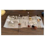 GROUP OF HAIR PINS