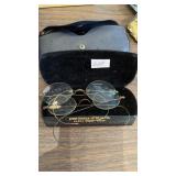 OLD EYEGLASSES & SUNGLASSES