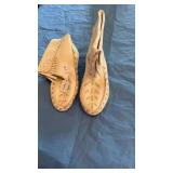 WHITE LEATHER MOCCASINS