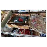 BRASS LAQUERED LADIES MAKE-UP COMPACT & SM CLUTCH