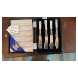 SET OF 4 SILVER BUTTER KNIVES W/ BOX