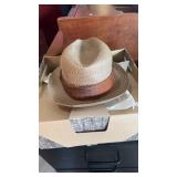 DOBBS HAT SIZE 7 1/4 IN RESISTOL BOX